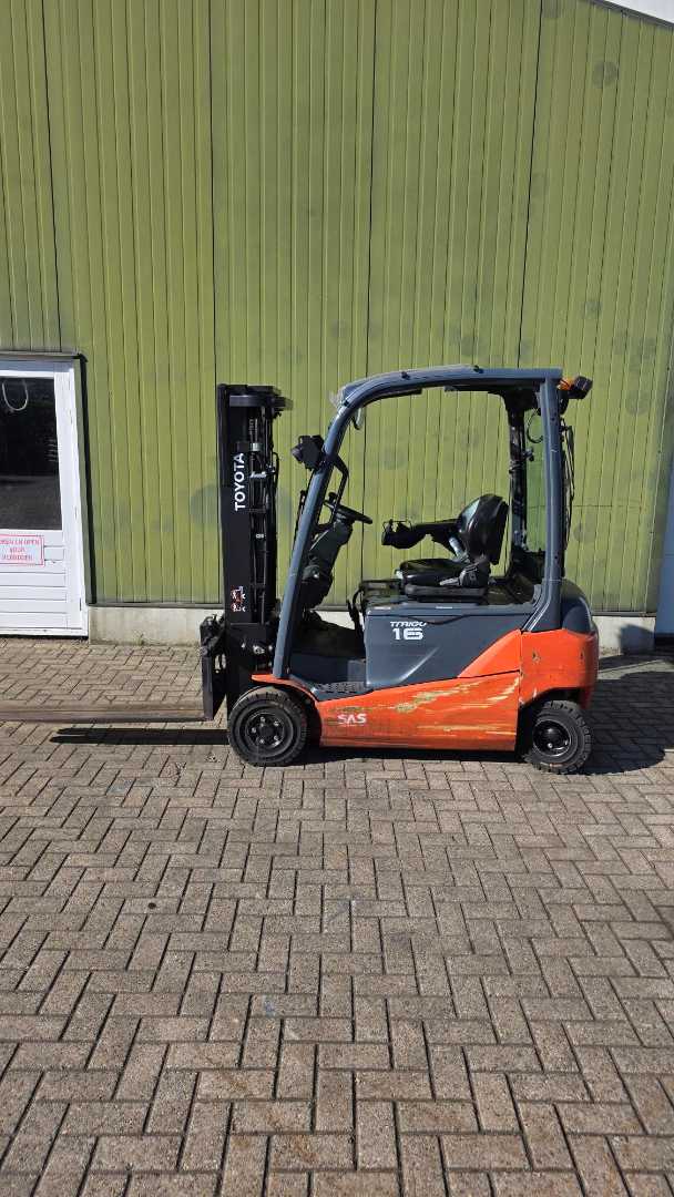 Used Forklift Toyota 8FBM16T 4 riteņu dakšu iekrāvējs (Image 2)