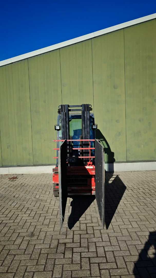 Used Forklift Toyota 8FBMT18 4 riteņu dakšu iekrāvējs (Image 3) Used Forklift Toyota 8FBMT18 4 riteņu dakšu iekrāvējs (Image 3)