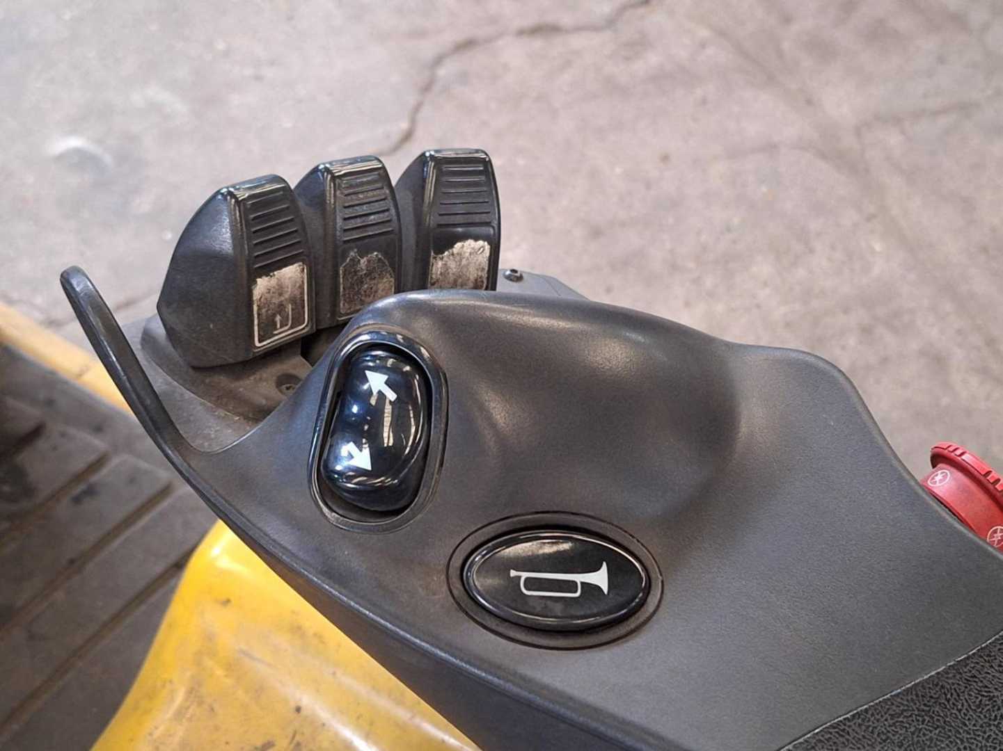 Used Forklift Yale ERP16VF LWB 4 riteņu dakšu iekrāvējs (Image 20) Used Forklift Yale ERP16VF LWB 4 riteņu dakšu iekrāvējs (Image 20)