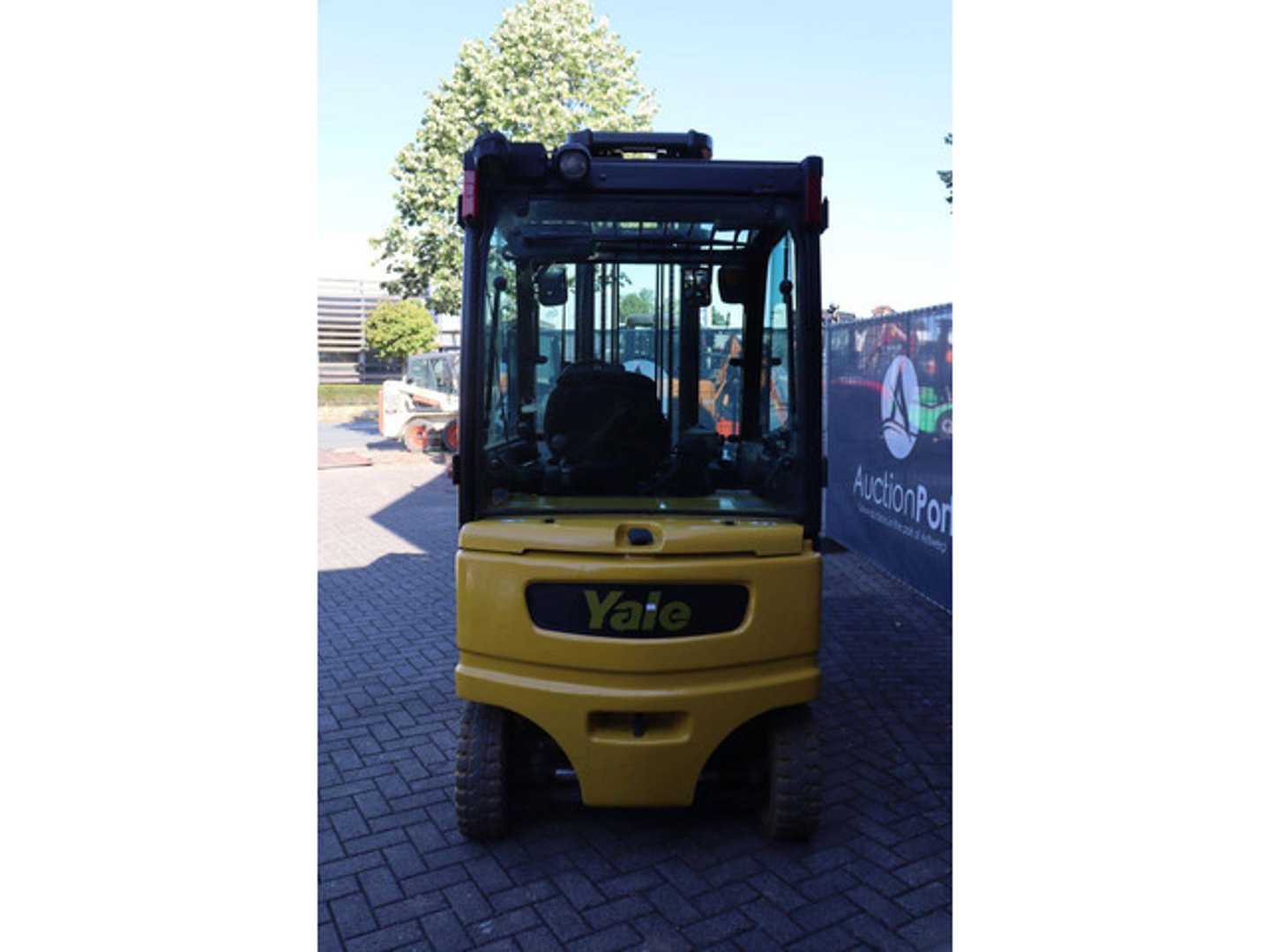 Used Forklift Yale ERP25VL 4 riteņu dakšu iekrāvējs (Image 5) Used Forklift Yale ERP25VL 4 riteņu dakšu iekrāvējs (Image 5)