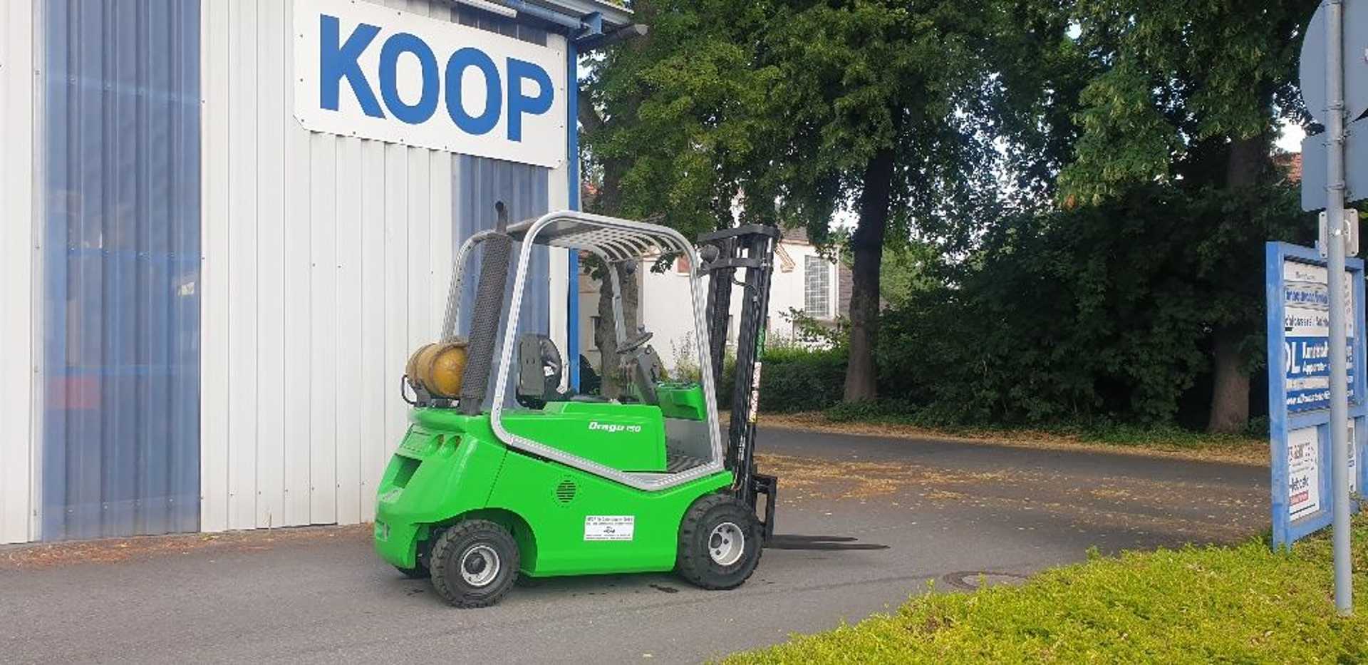 Used Forklift Cesab DRAGO 150 4 riteņu dakšu iekrāvējs (Image 2) Used Forklift Cesab DRAGO 150 4 riteņu dakšu iekrāvējs (Image 2)