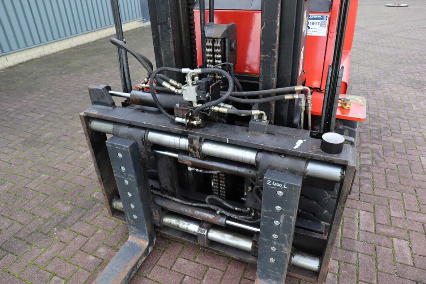Used Forklift Clark CGP50H 4 riteņu dakšu iekrāvējs (Image 5) Used Forklift Clark CGP50H 4 riteņu dakšu iekrāvējs (Image 5)