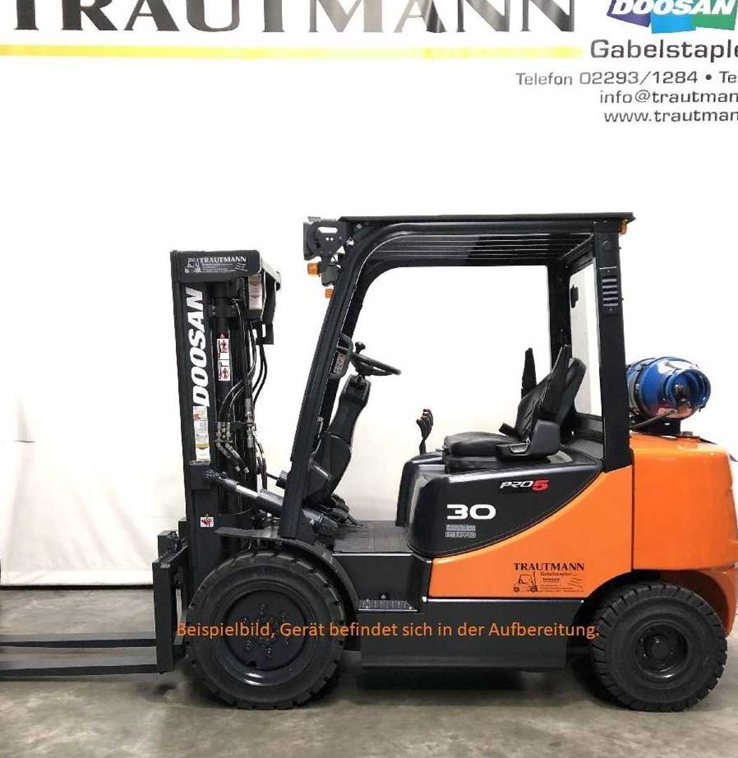 Used Forklift Doosan G35C-5 4 riteņu dakšu iekrāvējs (Image 2) Used Forklift Doosan G35C-5 4 riteņu dakšu iekrāvējs (Image 2)