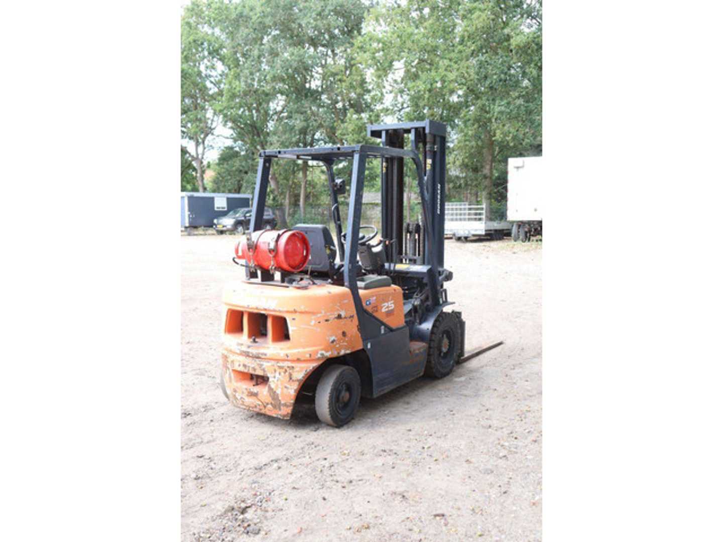 Used Forklift Doosan G25G 4 riteņu dakšu iekrāvējs (Image 6)