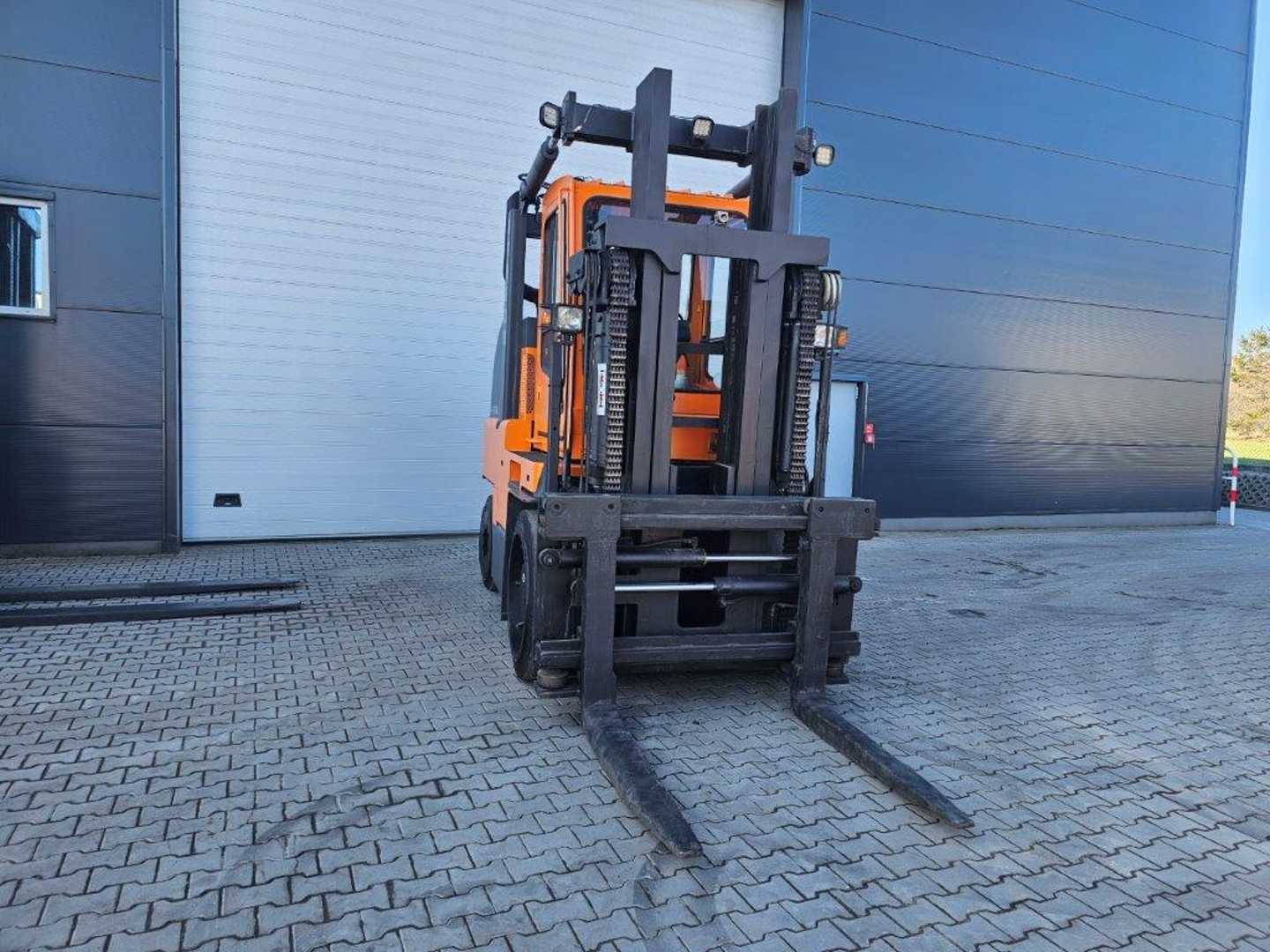 Used Forklift Hubtex GKS-200 - Compact 4 riteņu dakšu iekrāvējs (Image 3) Used Forklift Hubtex GKS-200 - Compact 4 riteņu dakšu iekrāvējs (Image 3)