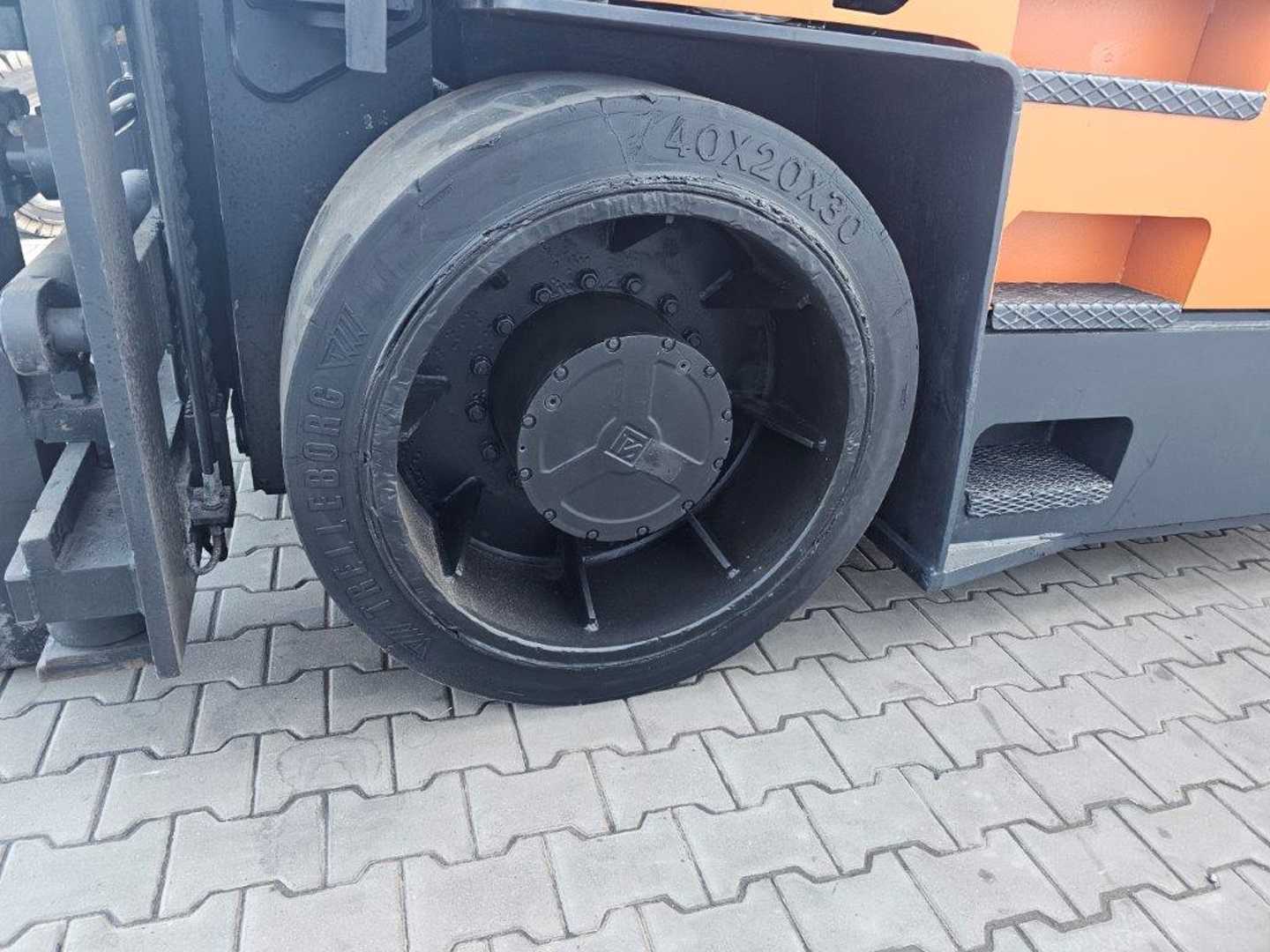 Used Forklift Hubtex GKS-200 - Compact 4 riteņu dakšu iekrāvējs (Image 10) Used Forklift Hubtex GKS-200 - Compact 4 riteņu dakšu iekrāvējs (Image 10)