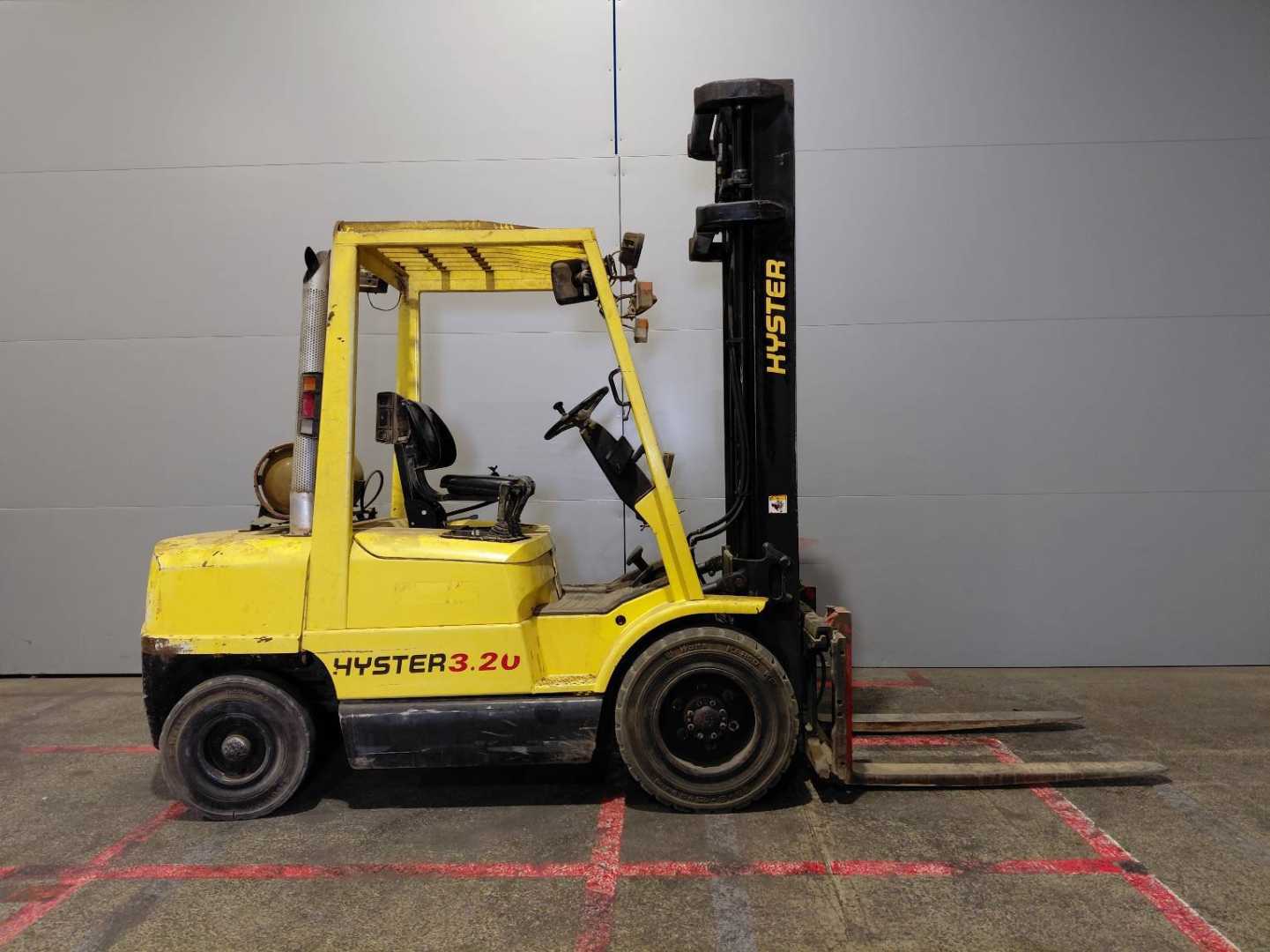 Used Forklift Hyster H3.20XML 4 riteņu dakšu iekrāvējs (Image 13) Used Forklift Hyster H3.20XML 4 riteņu dakšu iekrāvējs (Image 13)