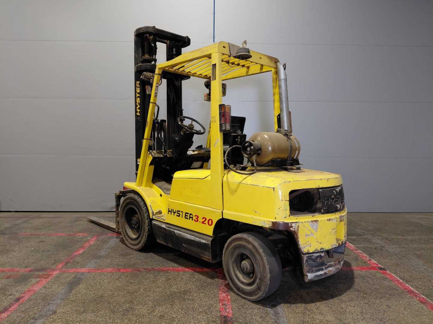 Used Forklift Hyster H3.20XML 4 riteņu dakšu iekrāvējs (Image 3) Used Forklift Hyster H3.20XML 4 riteņu dakšu iekrāvējs (Image 3)