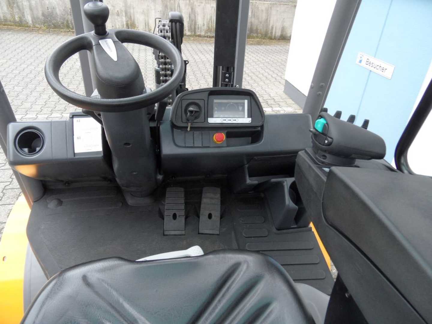 Used Forklift Jungheinrich TFG 430s - Freihub - aufgearbeitet - wenig Stunden 4 riteņu dakšu iekrāvējs (Image 7)