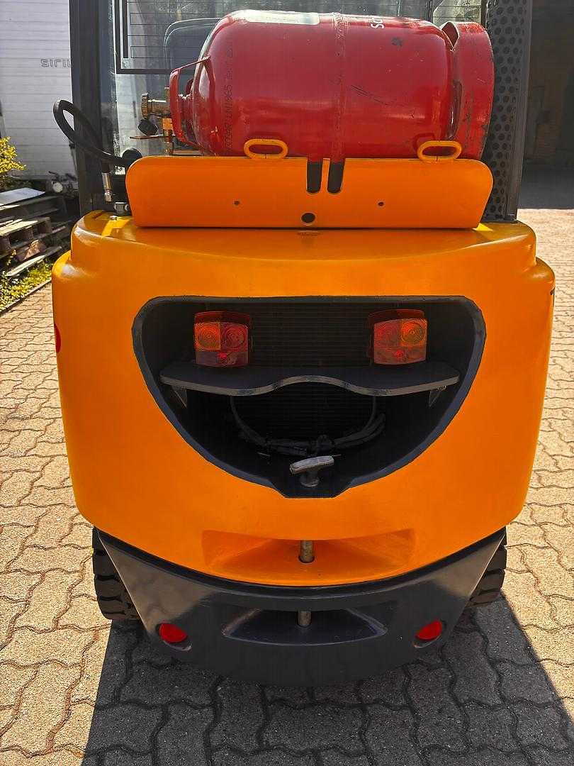 Used Forklift Jungheinrich TFG 20 4 riteņu dakšu iekrāvējs (Image 4)