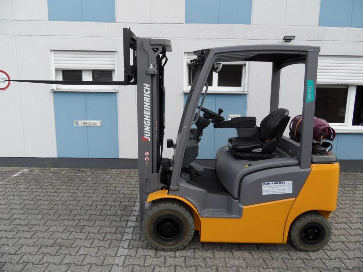 Used Forklift Jungheinrich TFG 316 - weiße Reifen - Freihub 4 riteņu dakšu iekrāvējs (Image 4) Used Forklift Jungheinrich TFG 316 - weiße Reifen - Freihub 4 riteņu dakšu iekrāvējs (Image 4)