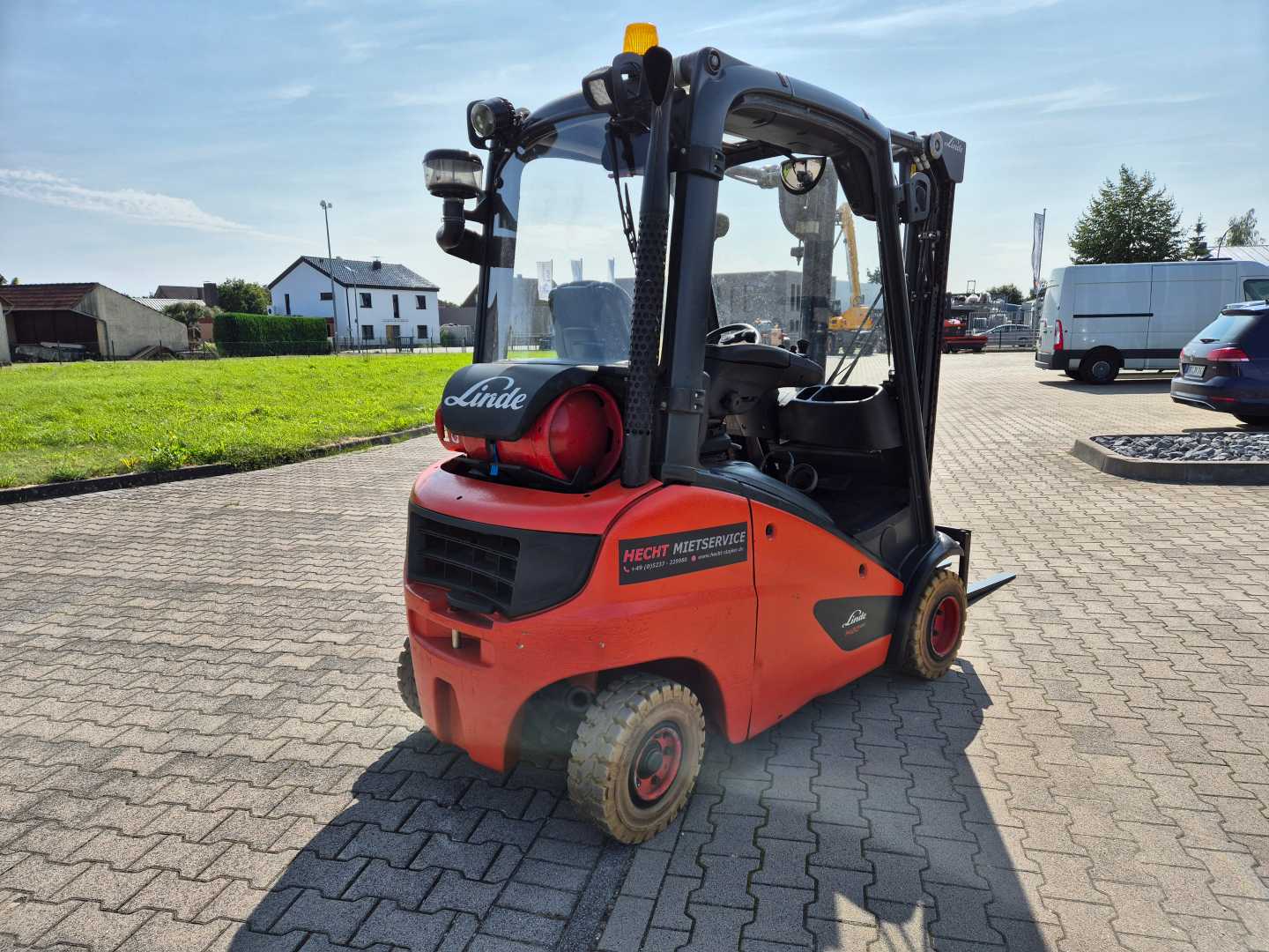 Used Forklift Linde H20T-01 4 riteņu dakšu iekrāvējs (Image 6) Used Forklift Linde H20T-01 4 riteņu dakšu iekrāvējs (Image 6)