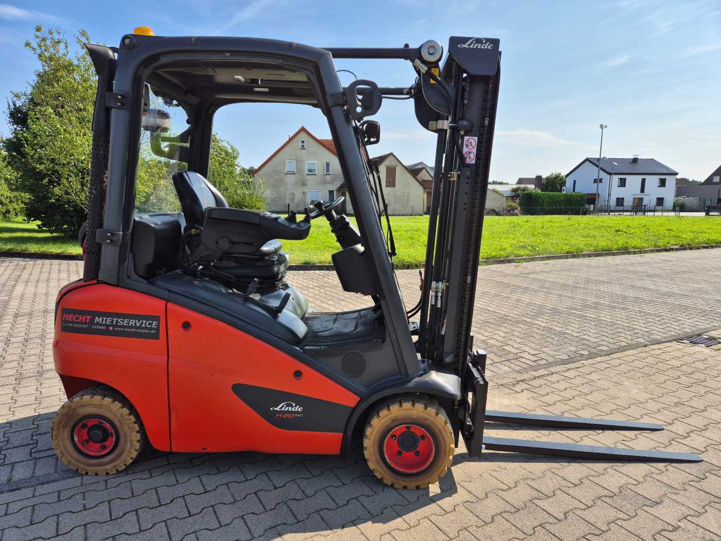 Used Forklift Linde H20T-01 4 riteņu dakšu iekrāvējs (Image 7) Used Forklift Linde H20T-01 4 riteņu dakšu iekrāvējs (Image 7)