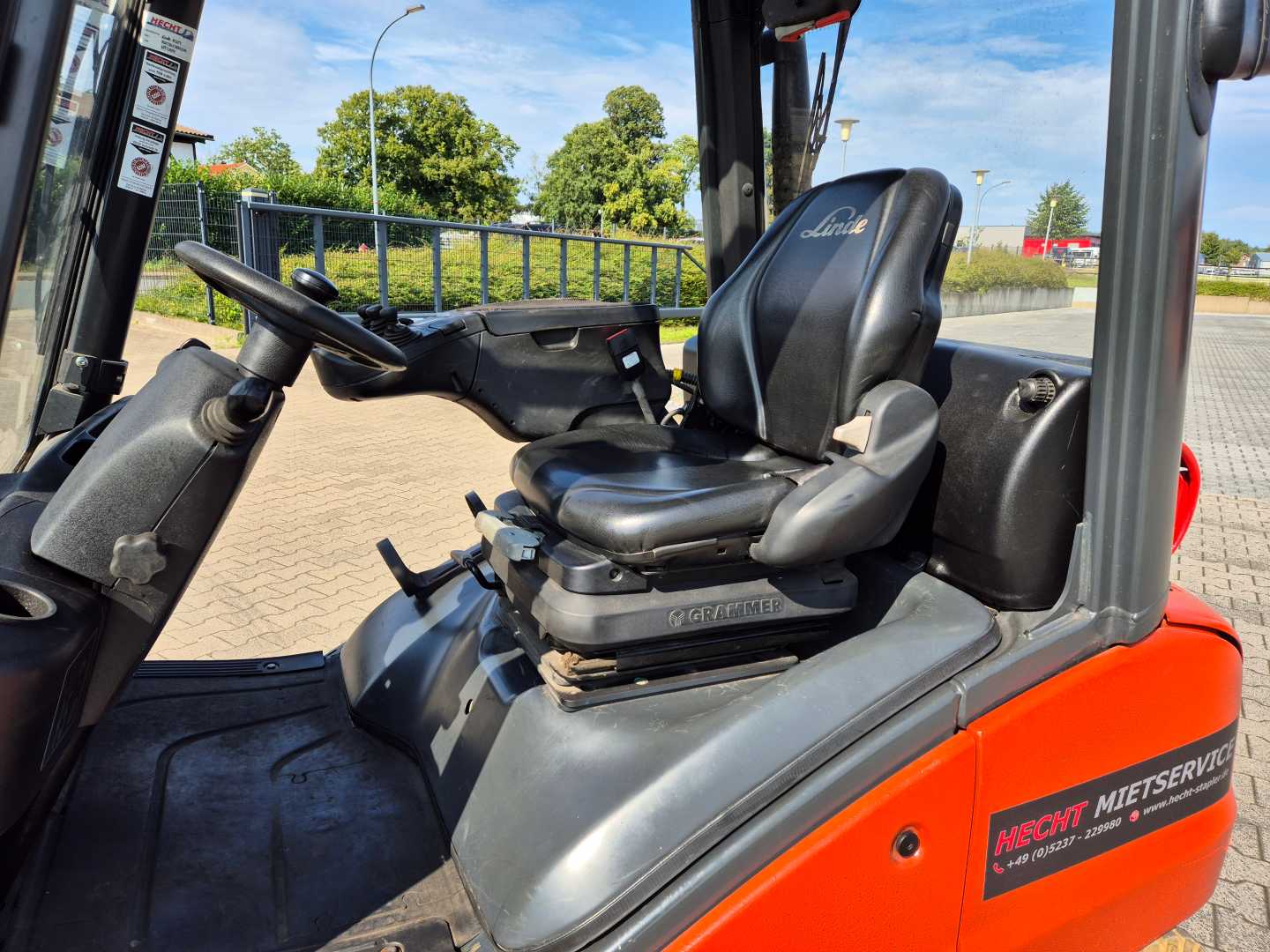 Used Forklift Linde H20T-01 4 riteņu dakšu iekrāvējs (Image 13) Used Forklift Linde H20T-01 4 riteņu dakšu iekrāvējs (Image 13)