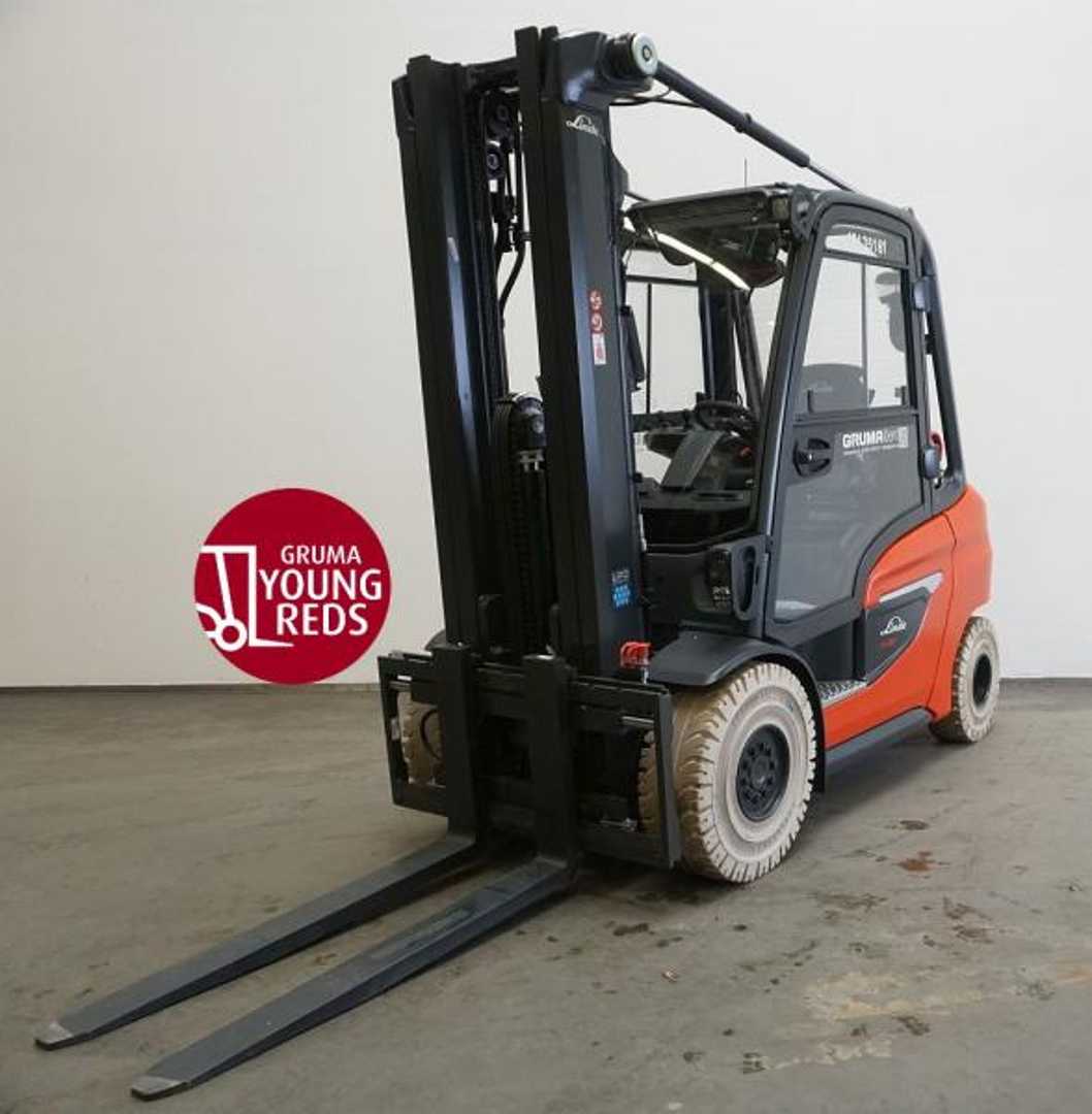 Used Forklift Linde H 30 T 1202 4 riteņu dakšu iekrāvējs (Image 1) Used Forklift Linde H 30 T 1202 4 riteņu dakšu iekrāvējs (Image 1)