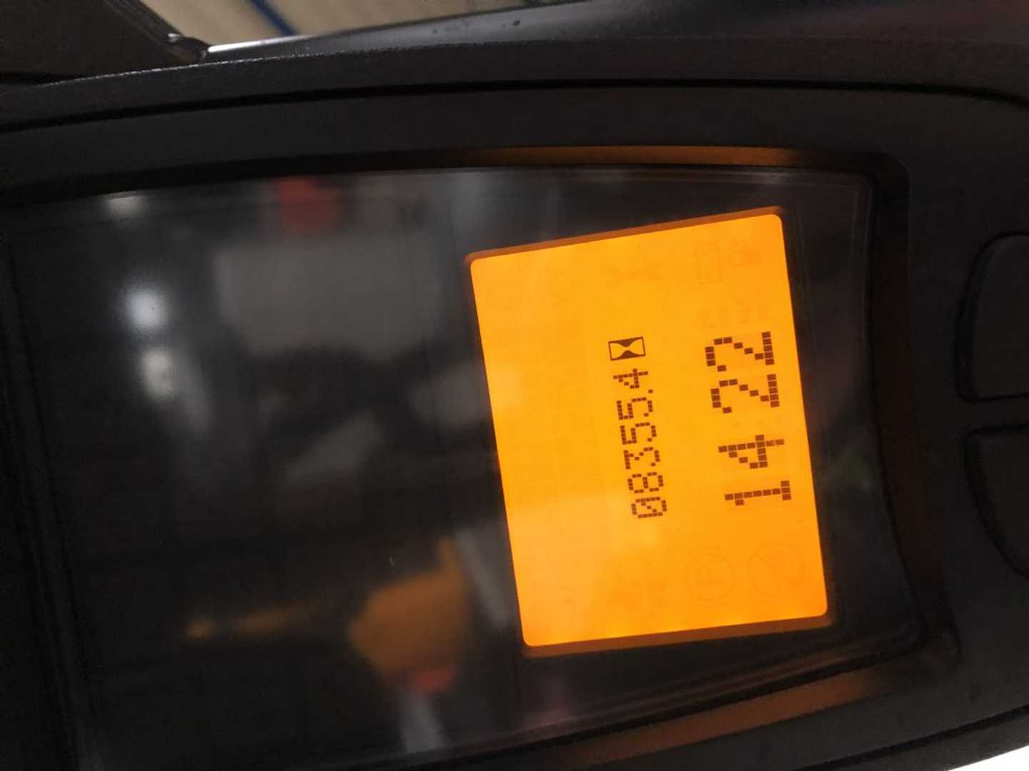 Used Forklift Linde H40T 4 riteņu dakšu iekrāvējs (Image 4)