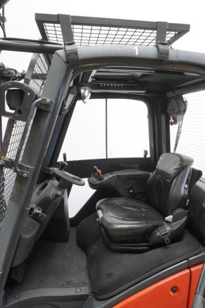 Used Forklift Linde H 20 T EVO 391-00 4 riteņu dakšu iekrāvējs (Image 3) Used Forklift Linde H 20 T EVO 391-00 4 riteņu dakšu iekrāvējs (Image 3)