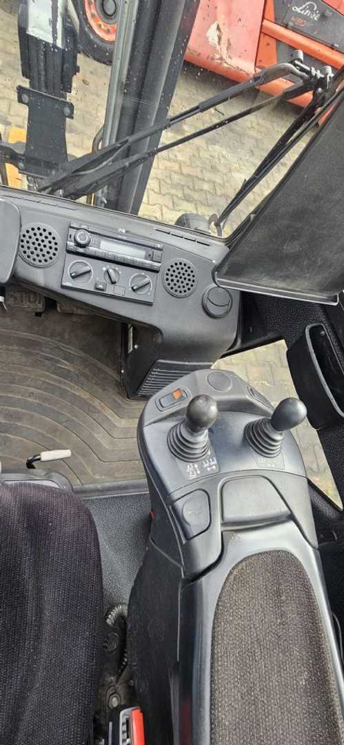 Used Forklift Linde H 25 T-02 4 riteņu dakšu iekrāvējs (Image 7) Used Forklift Linde H 25 T-02 4 riteņu dakšu iekrāvējs (Image 7)