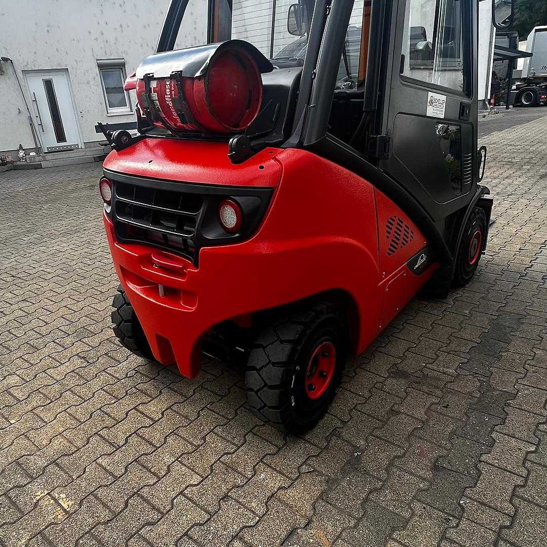 Used Forklift Linde H25T 4 riteņu dakšu iekrāvējs (Image 6)