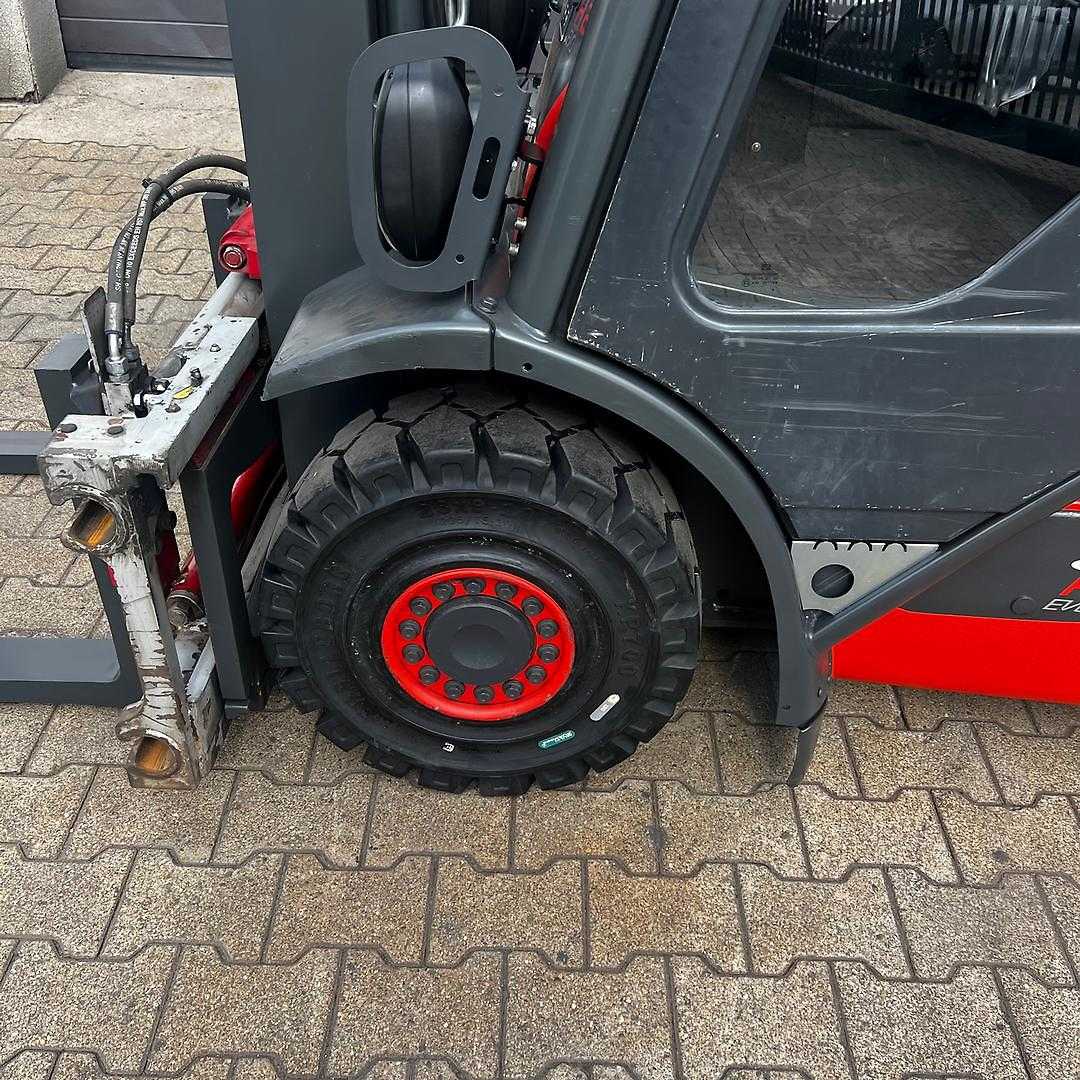 Used Forklift Linde H25T 4 riteņu dakšu iekrāvējs (Image 9)