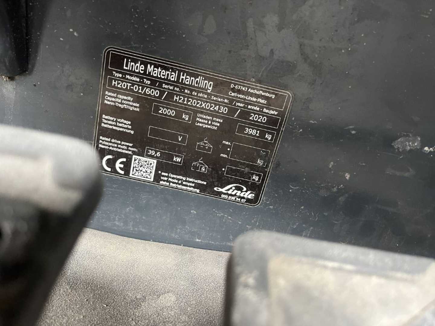 Used Forklift Linde H20T-01/600 4 riteņu dakšu iekrāvējs (Image 4) Used Forklift Linde H20T-01/600 4 riteņu dakšu iekrāvējs (Image 4)
