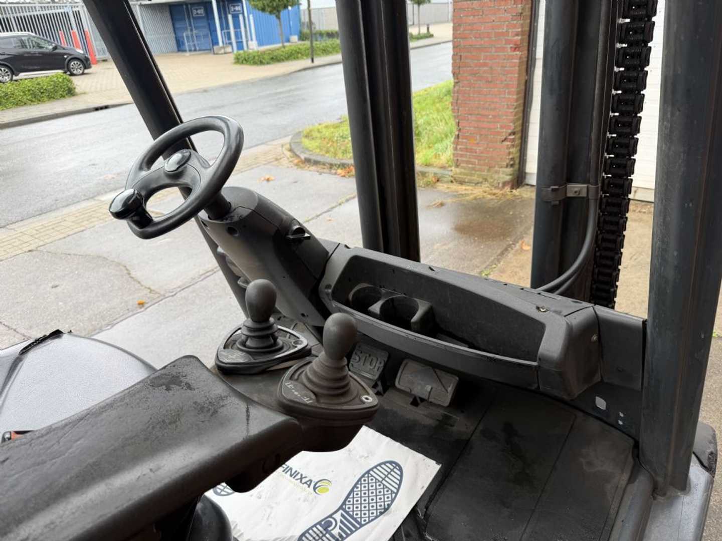 Used Forklift Linde H40T 4 riteņu dakšu iekrāvējs (Image 9) Used Forklift Linde H40T 4 riteņu dakšu iekrāvējs (Image 9)