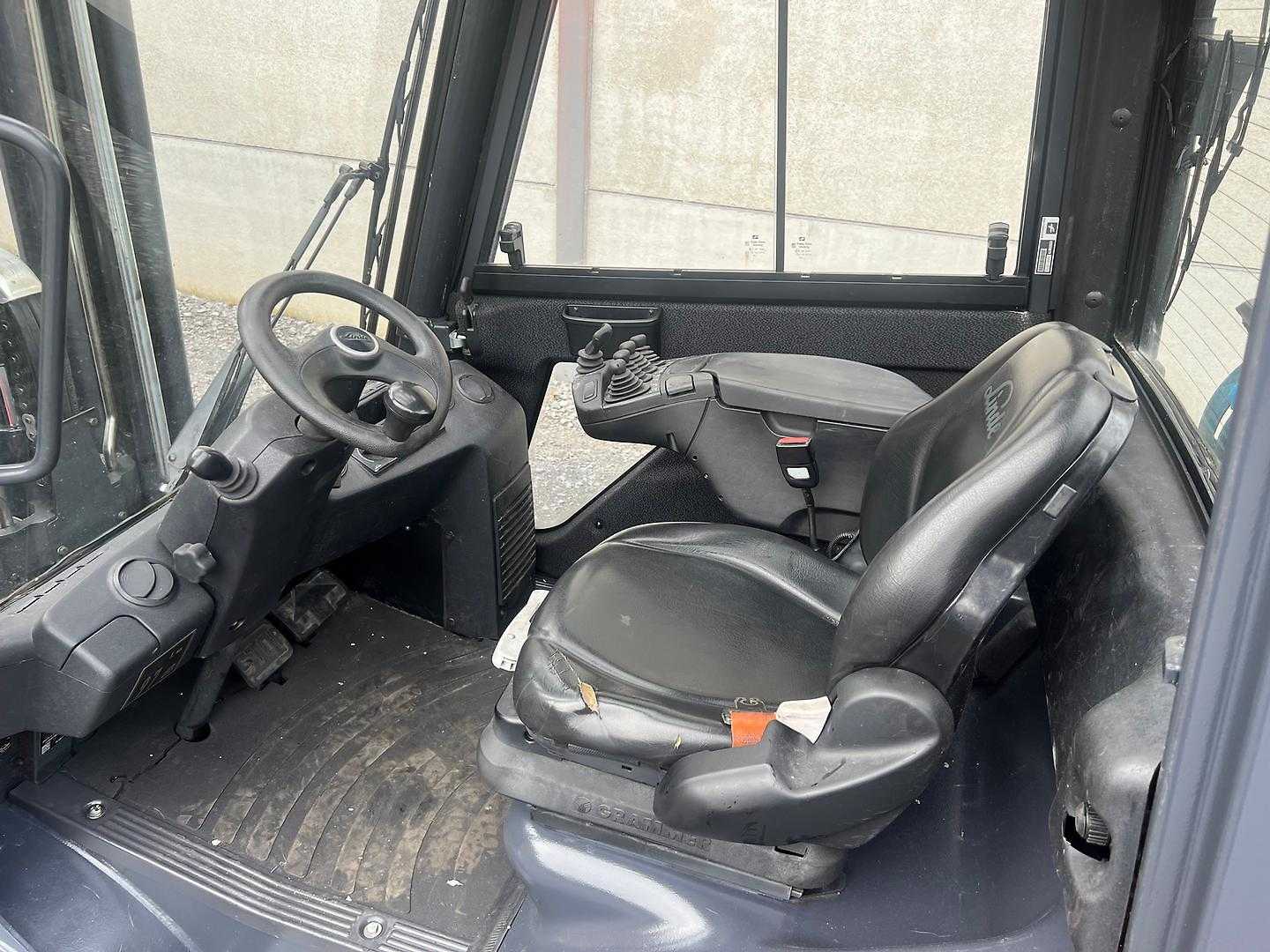 Used Forklift Linde H30T-02 EVO 4 riteņu dakšu iekrāvējs (Image 5)
