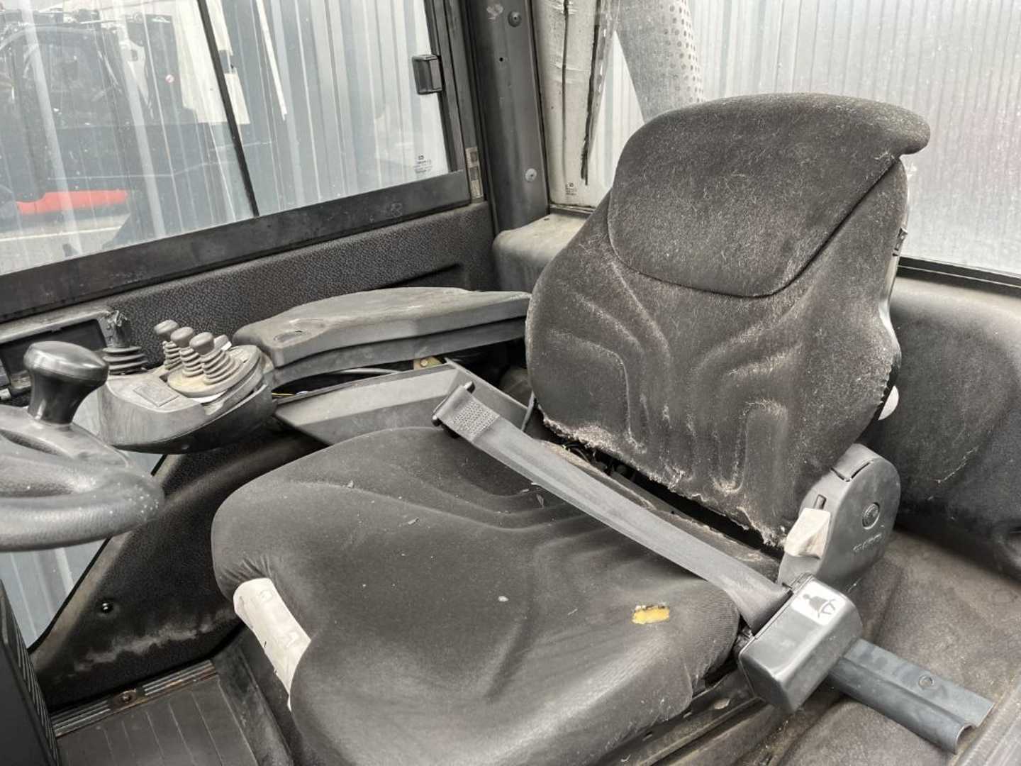 Used Forklift Linde H30T-01 4 riteņu dakšu iekrāvējs (Image 8) Used Forklift Linde H30T-01 4 riteņu dakšu iekrāvējs (Image 8)