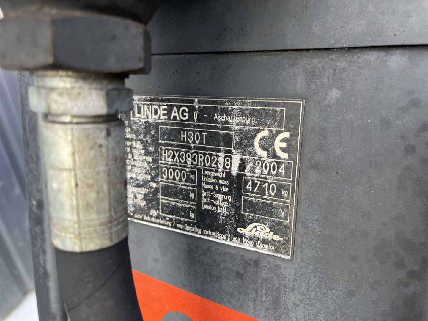 Used Forklift Linde H30T 4 riteņu dakšu iekrāvējs (Image 4) Used Forklift Linde H30T 4 riteņu dakšu iekrāvējs (Image 4)