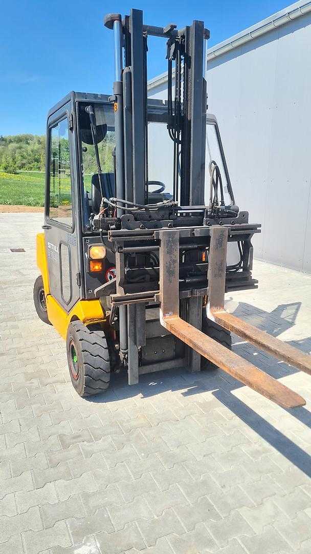 Used Forklift STILL R70-30 mit Video 4 riteņu dakšu iekrāvējs (Image 18)