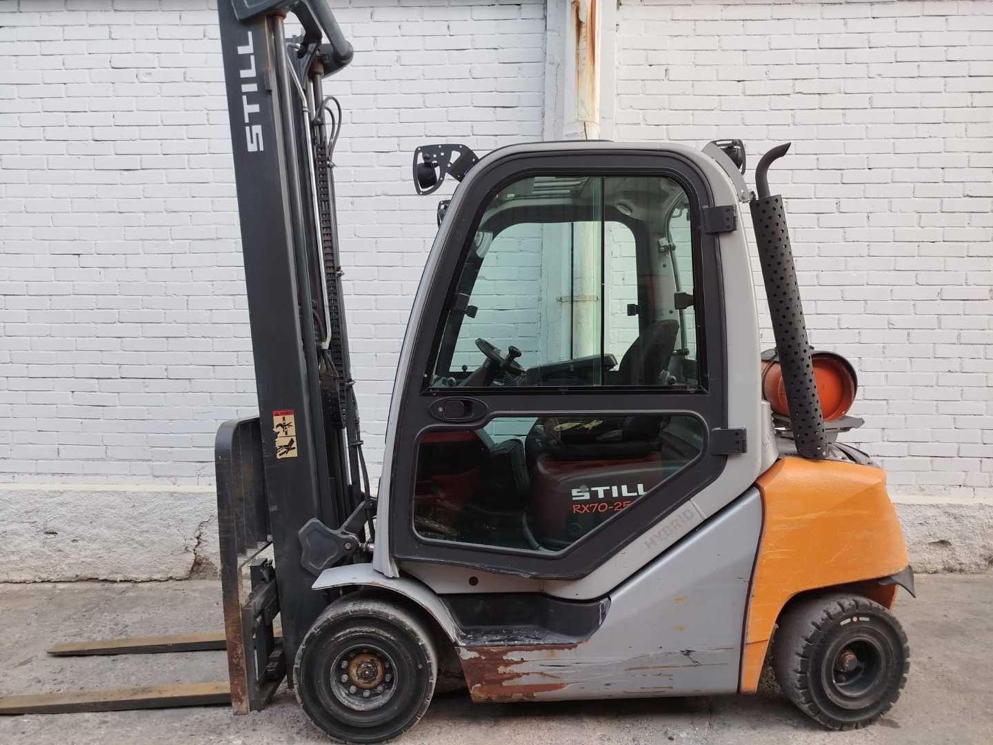 Used Forklift STILL RX70-25T 4 riteņu dakšu iekrāvējs (Image 2) Used Forklift STILL RX70-25T 4 riteņu dakšu iekrāvējs (Image 2)