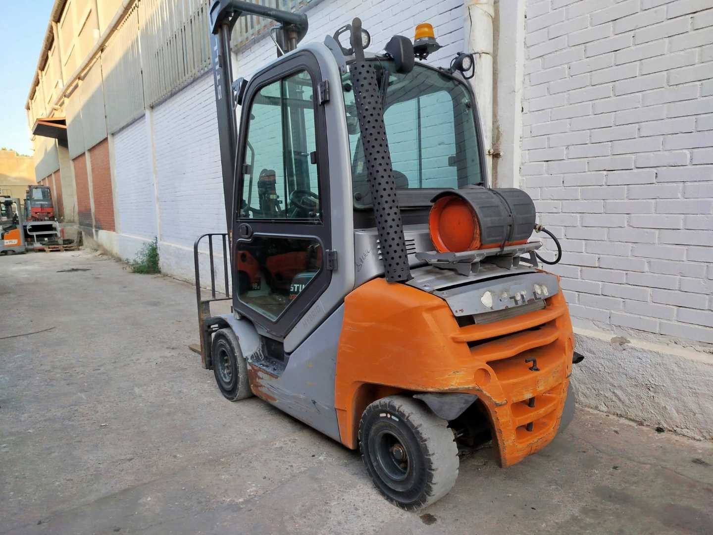 Used Forklift STILL RX70-25T 4 riteņu dakšu iekrāvējs (Image 3) Used Forklift STILL RX70-25T 4 riteņu dakšu iekrāvējs (Image 3)