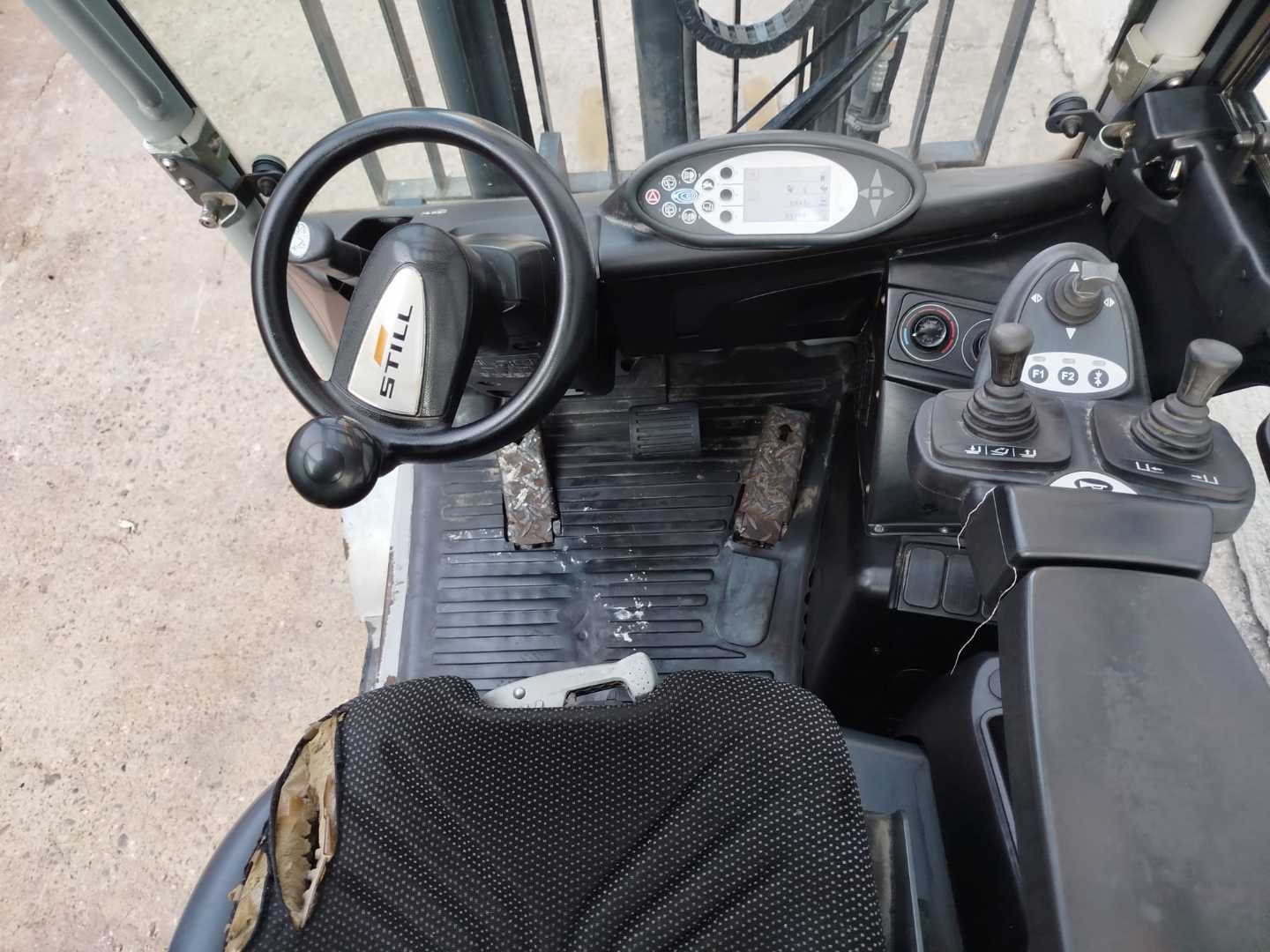 Used Forklift STILL RX70-25T 4 riteņu dakšu iekrāvējs (Image 8) Used Forklift STILL RX70-25T 4 riteņu dakšu iekrāvējs (Image 8)