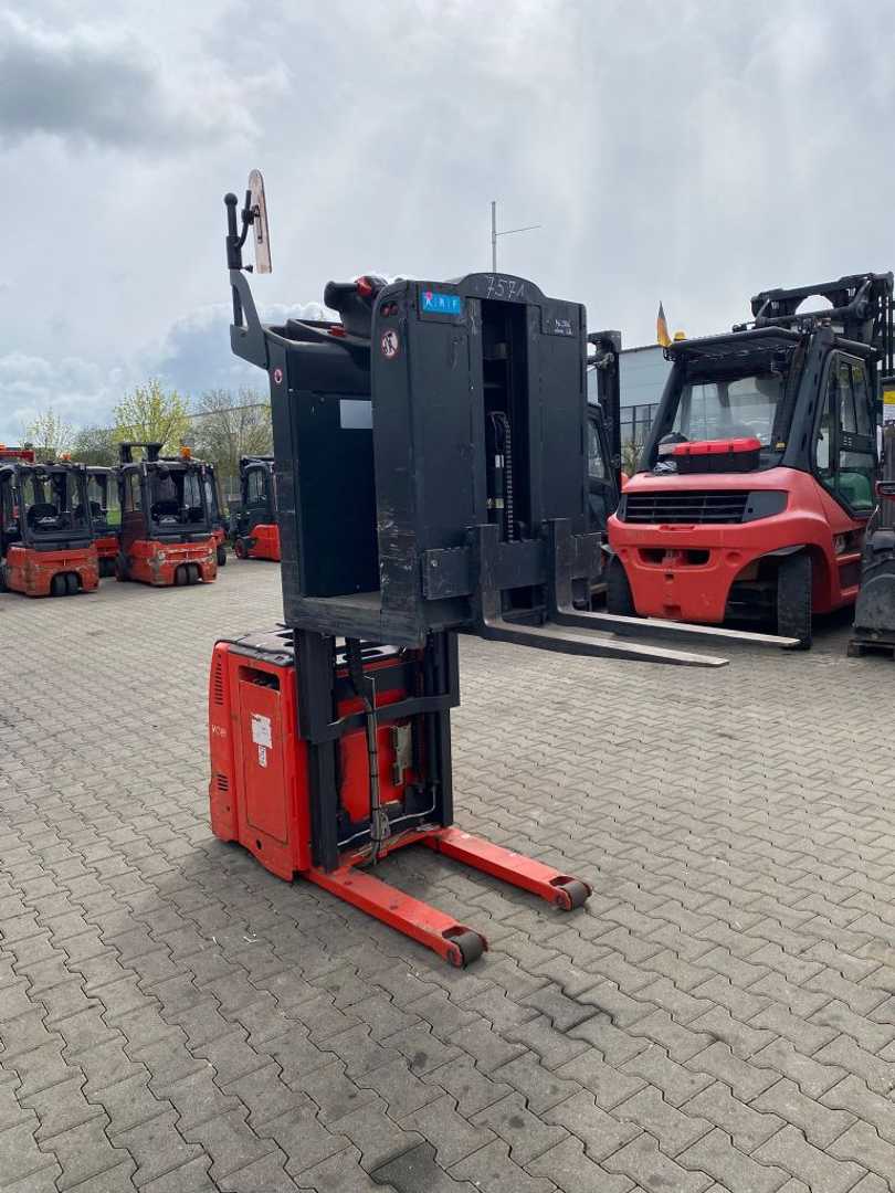 Used Forklift Linde V 08-02/1110 Apakšējo augstplauktu komplektētājs (< 2,5 m) (Image 4) Used Forklift Linde V 08-02/1110 Apakšējo augstplauktu komplektētājs (< 2,5 m) (Image 4)