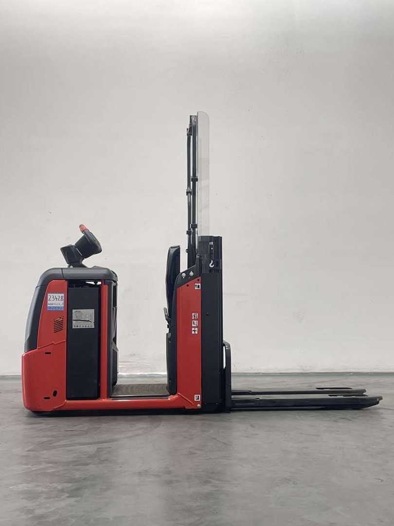 Used Forklift Linde N20CD-4589 Apakšējo augstplauktu komplektētājs (< 2,5 m) (Image 3) Used Forklift Linde N20CD-4589 Apakšējo augstplauktu komplektētājs (< 2,5 m) (Image 3)