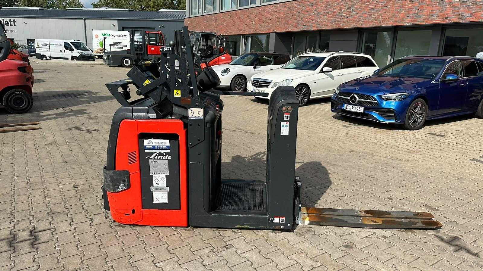 Used Forklift Linde V 08-02 Apakšējo augstplauktu komplektētājs (< 2,5 m) (Image 9) Used Forklift Linde V 08-02 Apakšējo augstplauktu komplektētājs (< 2,5 m) (Image 9)