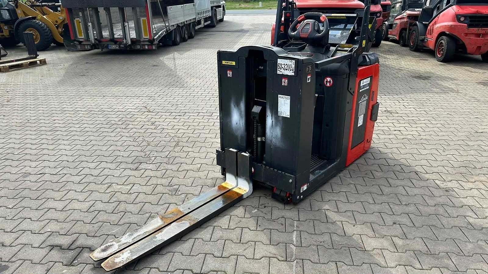Used Forklift Linde V 08-02 Apakšējo augstplauktu komplektētājs (< 2,5 m) (Image 17) Used Forklift Linde V 08-02 Apakšējo augstplauktu komplektētājs (< 2,5 m) (Image 17)