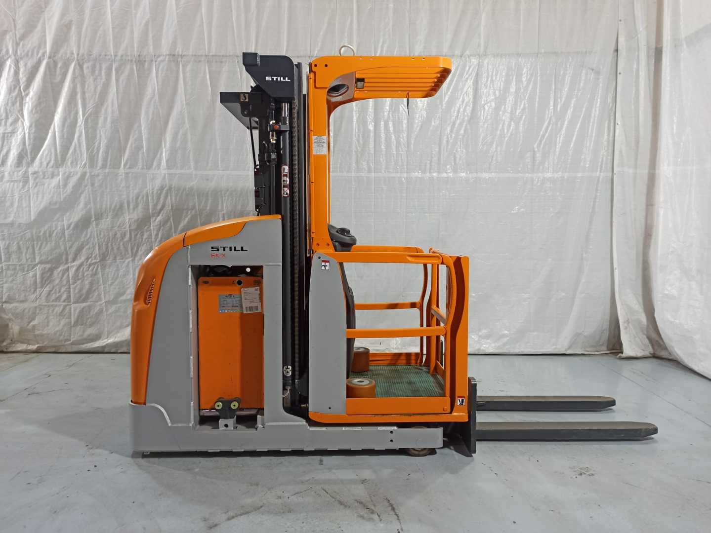 Used Forklift STILL EK-X24 Apakšējo augstplauktu komplektētājs (< 2,5 m) (Image 2) Used Forklift STILL EK-X24 Apakšējo augstplauktu komplektētājs (< 2,5 m) (Image 2)