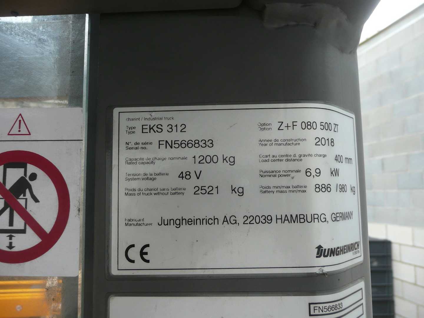 Used Forklift Jungheinrich EKS 312 Z+F 500 ZT Augšējo augstplauktu komplektētājs (< 6 m) (Image 18) Used Forklift Jungheinrich EKS 312 Z+F 500 ZT Augšējo augstplauktu komplektētājs (< 6 m) (Image 18)