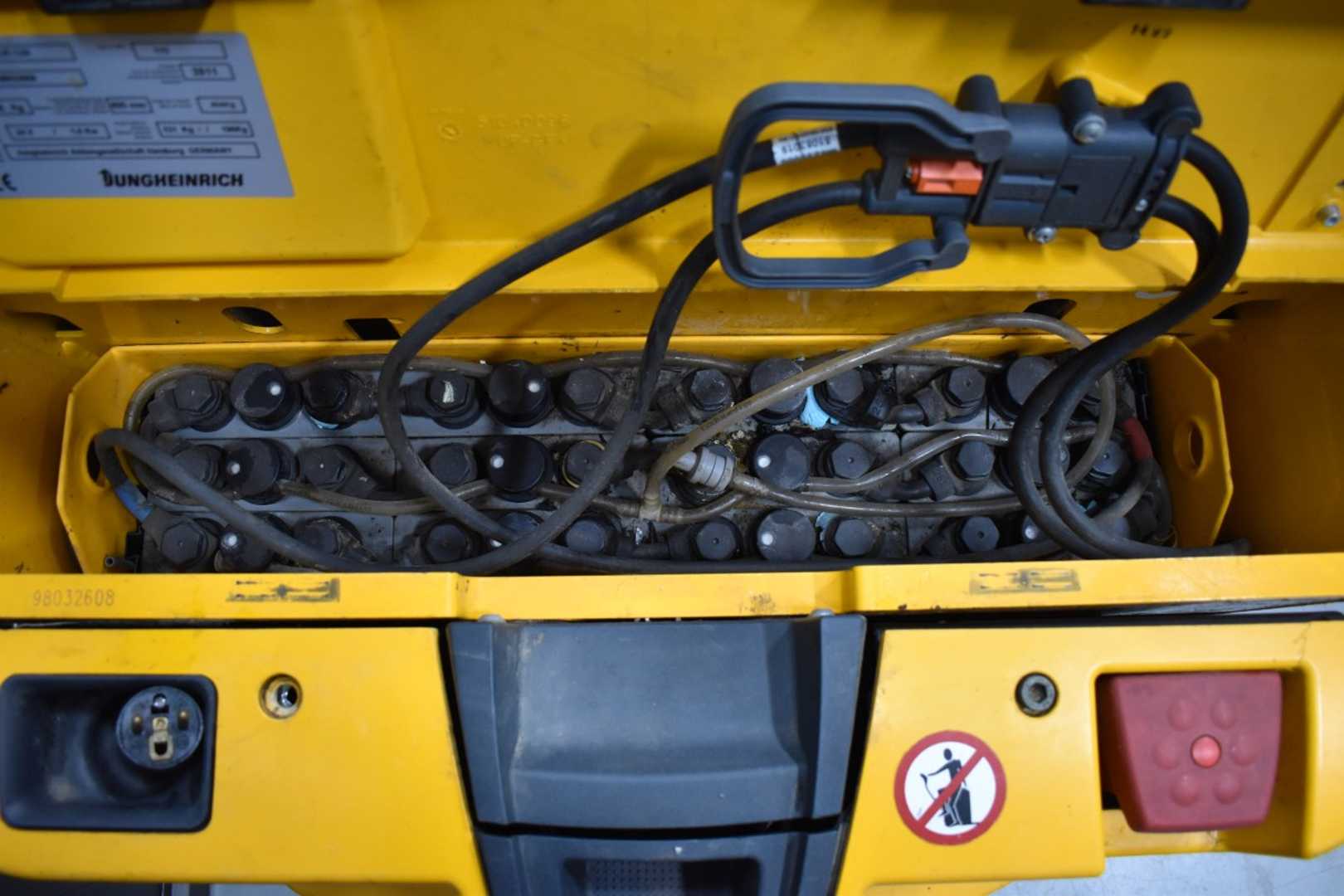 Used Forklift Jungheinrich EJE C20 /55592/ Augšējo augstplauktu komplektētājs (< 6 m) (Image 9) Used Forklift Jungheinrich EJE C20 /55592/ Augšējo augstplauktu komplektētājs (< 6 m) (Image 9)