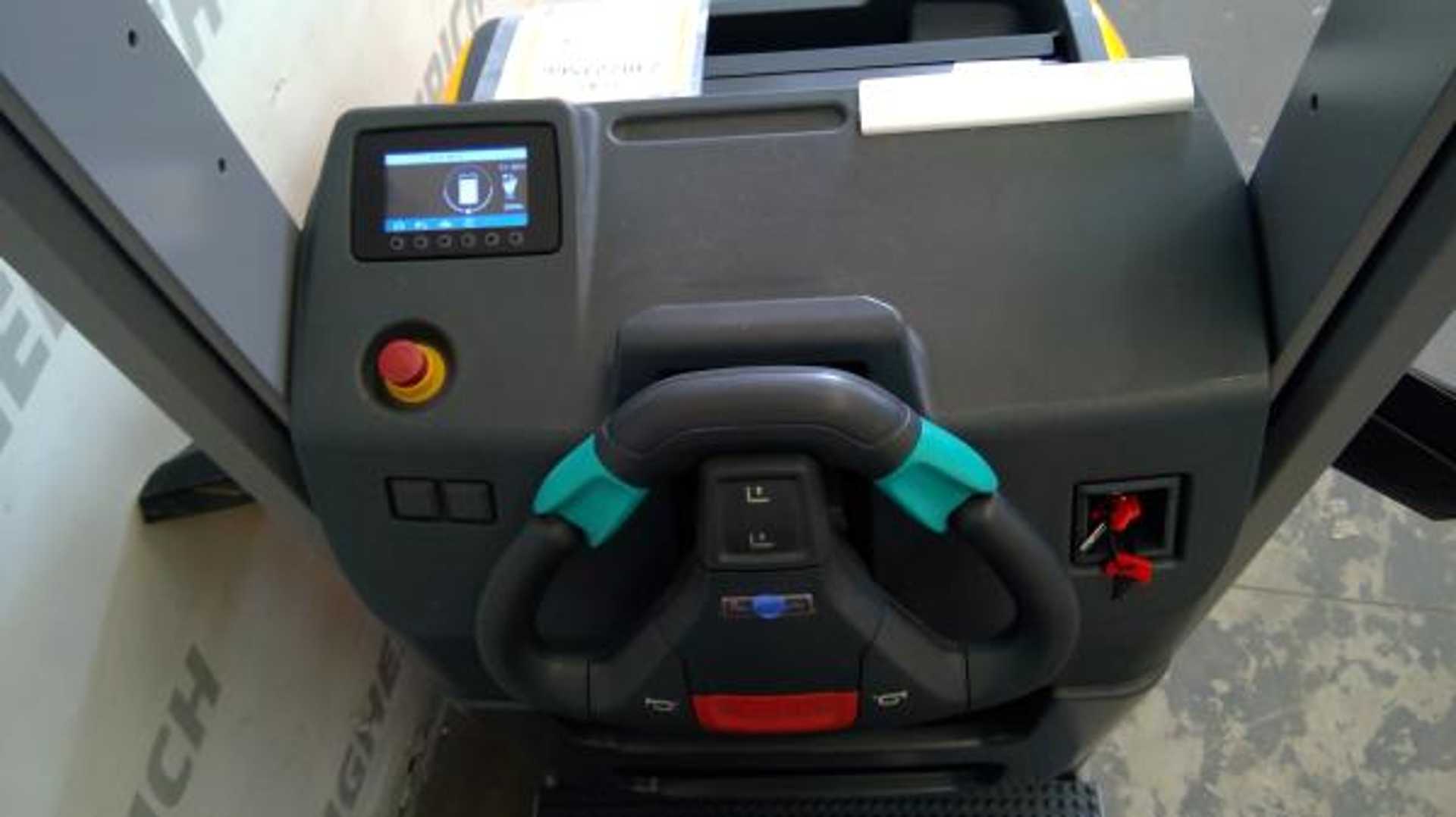 Used Forklift Jungheinrich EKS 110 L 120-100 E Augšējo augstplauktu komplektētājs (< 6 m) (Image 3)