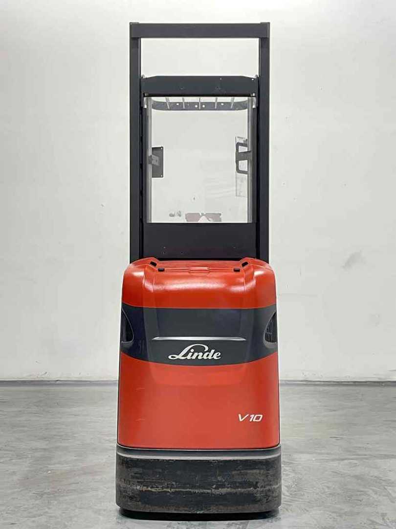 Used Forklift Linde V10-02-5212 Augšējo augstplauktu komplektētājs (< 6 m) (Image 6) Used Forklift Linde V10-02-5212 Augšējo augstplauktu komplektētājs (< 6 m) (Image 6)