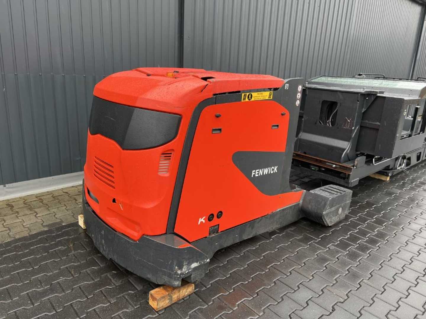 Used Forklift Linde K Augšējo augstplauktu komplektētājs (< 6 m) (Image 6) Used Forklift Linde K Augšējo augstplauktu komplektētājs (< 6 m) (Image 6)