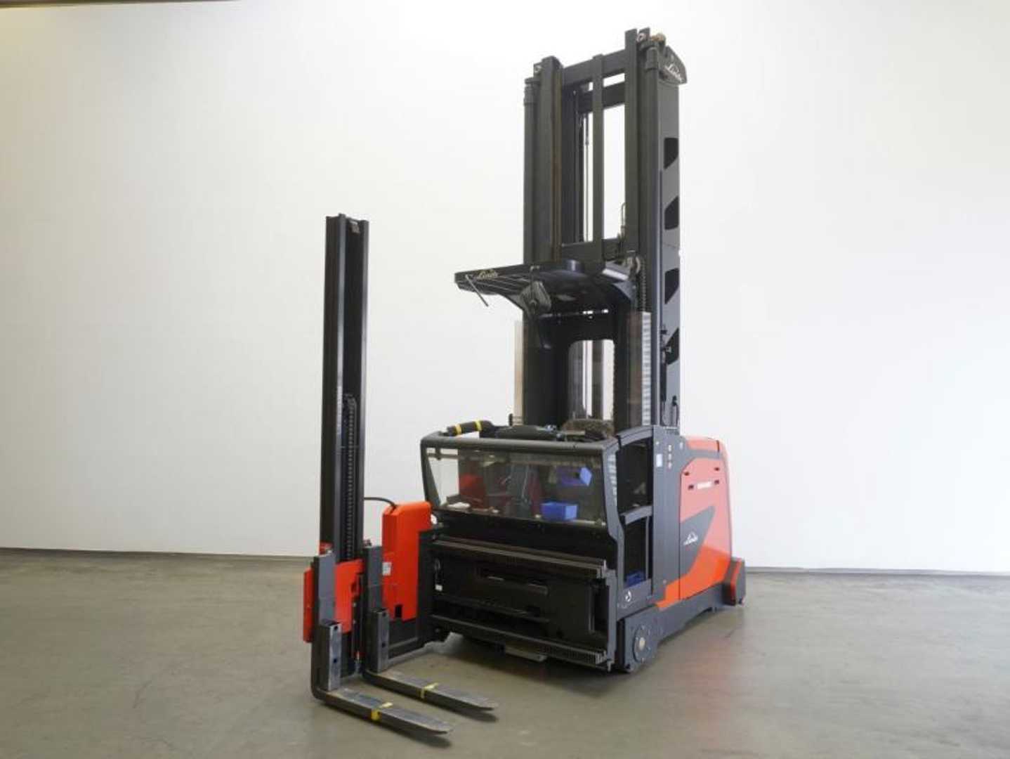 Used Forklift Linde K-Schwenkschubgabel 5231-00 Augšējo augstplauktu komplektētājs (< 6 m) (Image 2) Used Forklift Linde K-Schwenkschubgabel 5231-00 Augšējo augstplauktu komplektētājs (< 6 m) (Image 2)