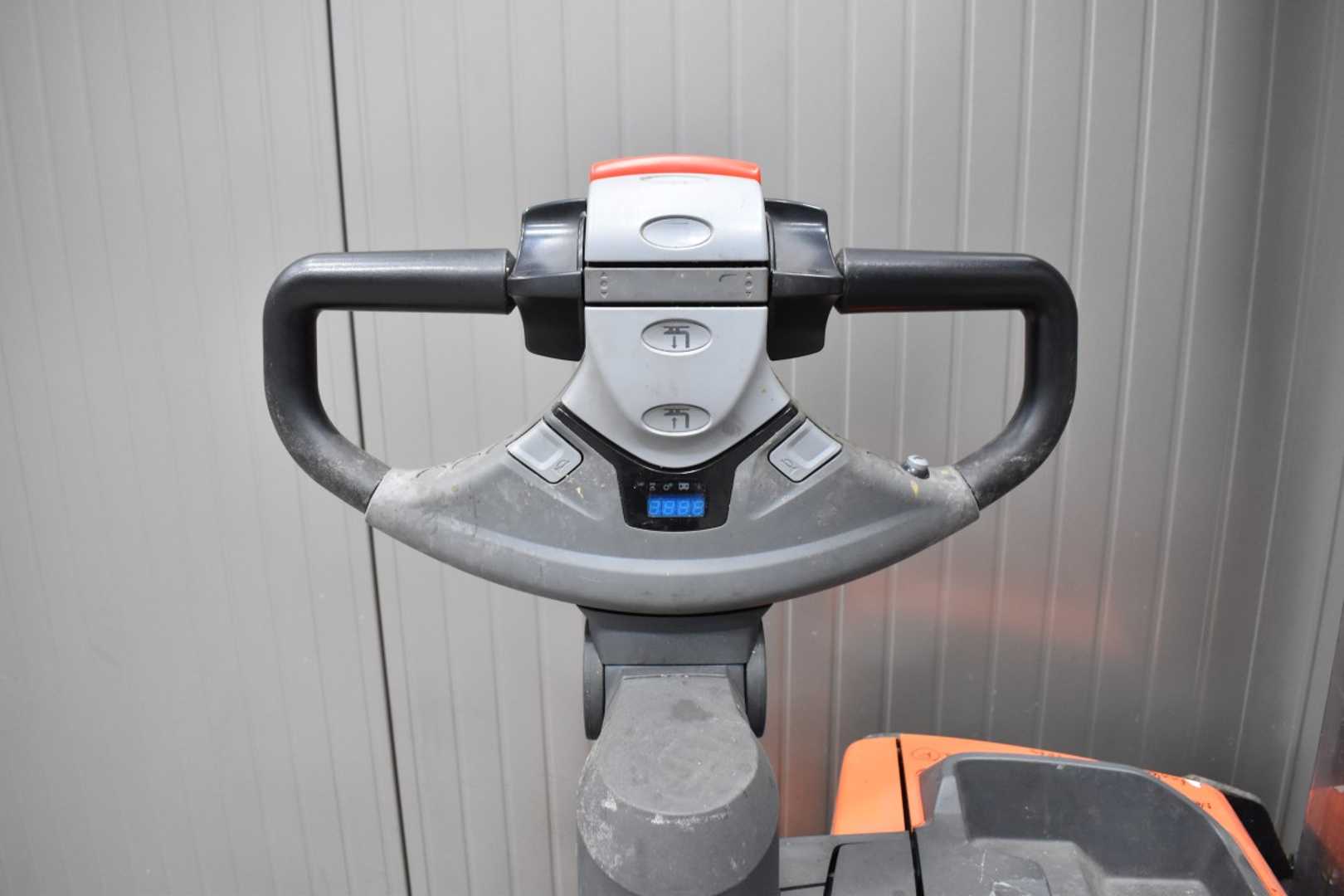 Used Forklift Toyota SWE 120L /57219/ Augšējo augstplauktu komplektētājs (< 6 m) (Image 6)