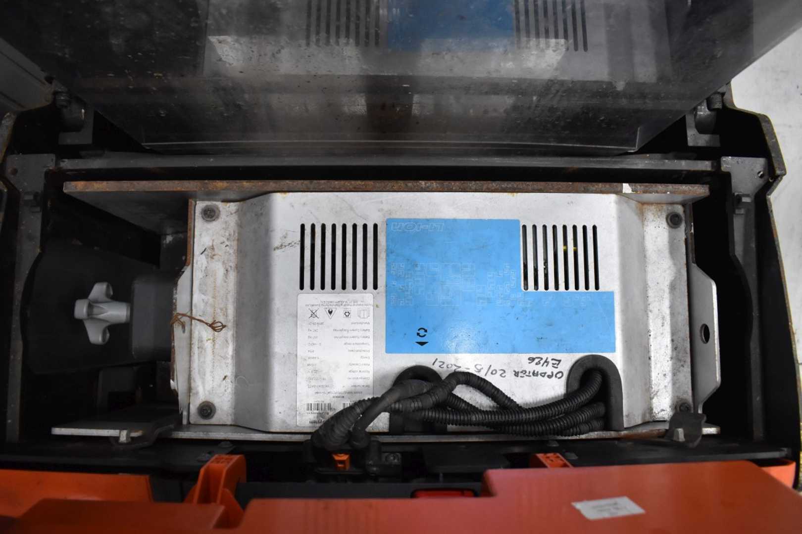 Used Forklift Toyota SWE 120L /57219/ Augšējo augstplauktu komplektētājs (< 6 m) (Image 9)