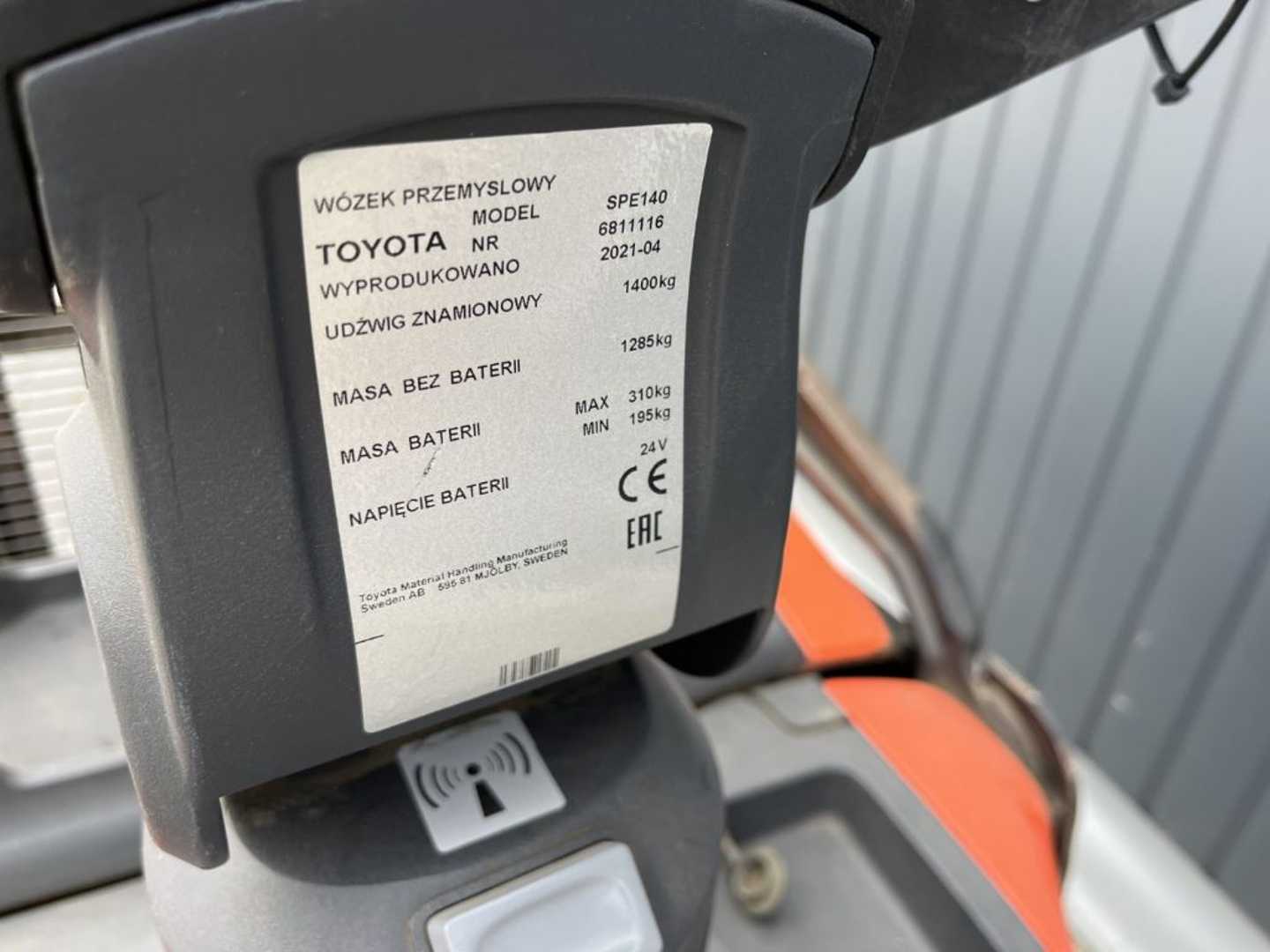 Used Forklift BT SPE140 Balstdakšu krautņotāja vadītāja stāvplatforma (vai līdzbraucēja platforma) (Image 4) Used Forklift BT SPE140 Balstdakšu krautņotāja vadītāja stāvplatforma (vai līdzbraucēja platforma) (Image 4)