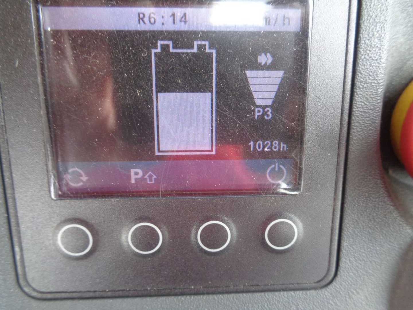 Used Forklift Jungheinrich ECE 220 Balstdakšu krautņotāja vadītāja stāvplatforma (vai līdzbraucēja platforma) (Image 4)