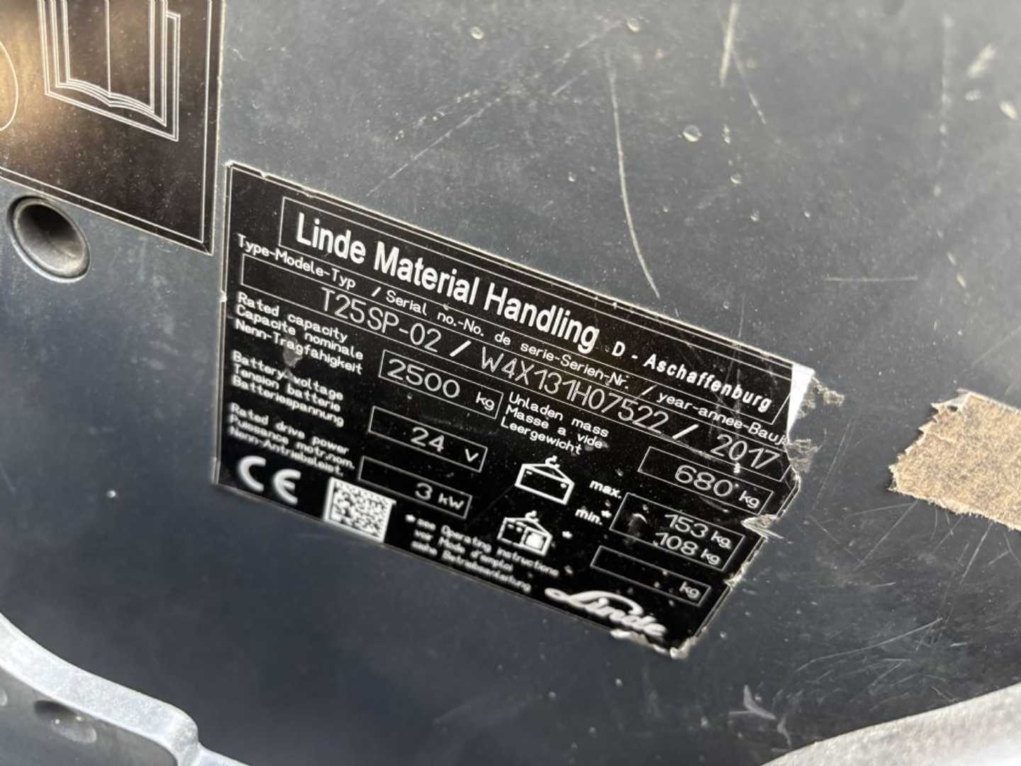 Used Forklift Linde T25SP-02 Balstdakšu krautņotāja vadītāja stāvplatforma (vai līdzbraucēja platforma) (Image 8) Used Forklift Linde T25SP-02 Balstdakšu krautņotāja vadītāja stāvplatforma (vai līdzbraucēja platforma) (Image 8)