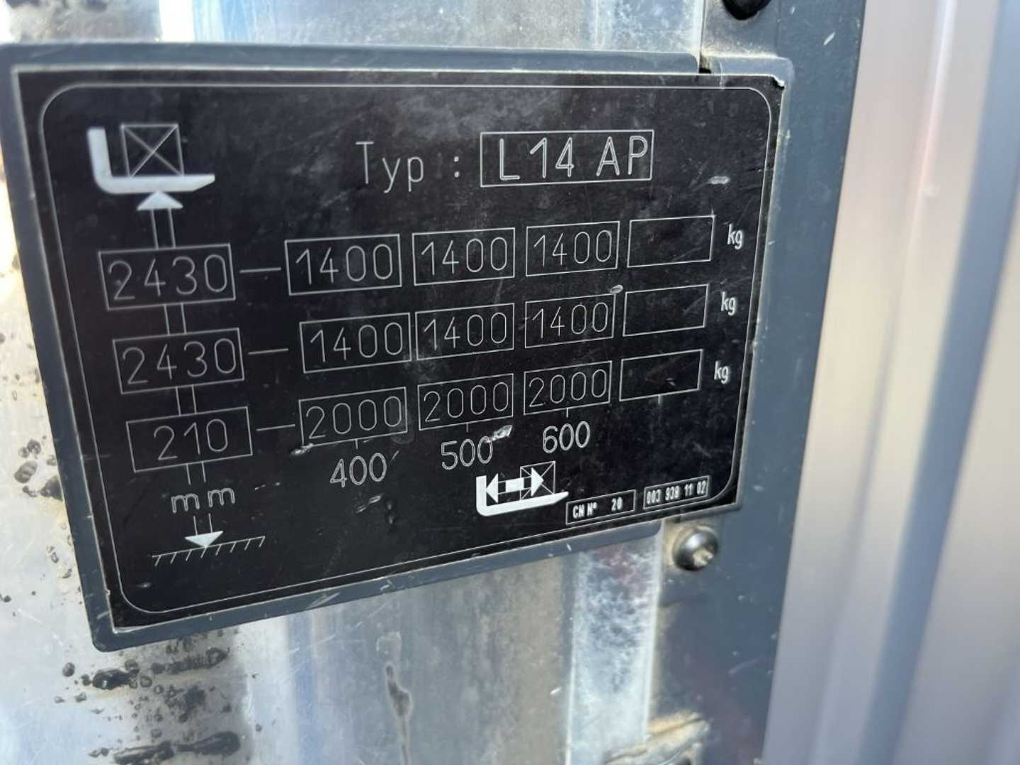 Used Forklift Linde L14AP Balstdakšu krautņotāja vadītāja stāvplatforma (vai līdzbraucēja platforma) (Image 5) Used Forklift Linde L14AP Balstdakšu krautņotāja vadītāja stāvplatforma (vai līdzbraucēja platforma) (Image 5)